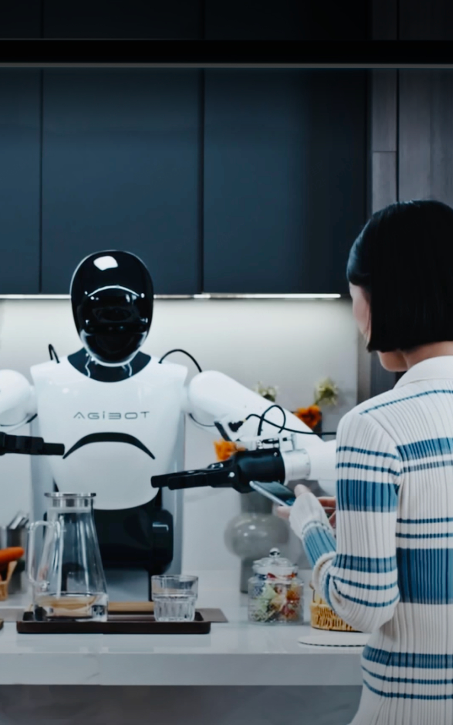 行业首款！智元发布具身智能一站式开发平台Genie Studio